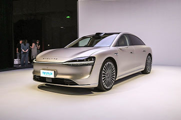 Huawei Stelato S9 electric luxury sedan for China