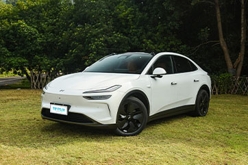 NIO ONVO L60 Electric Car SUV