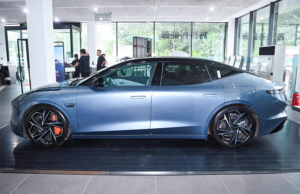 Lynk & Co Z10 interior