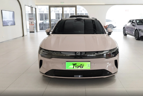 One car does the work of four? ZEEKR 007GT vs. Model 3 practicality review.