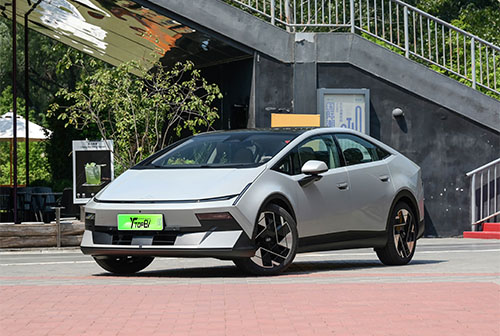 Hyundai IONIQ V 2026